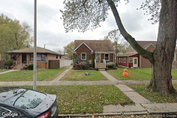 Property Image of 14222 South Green Bay Avenue